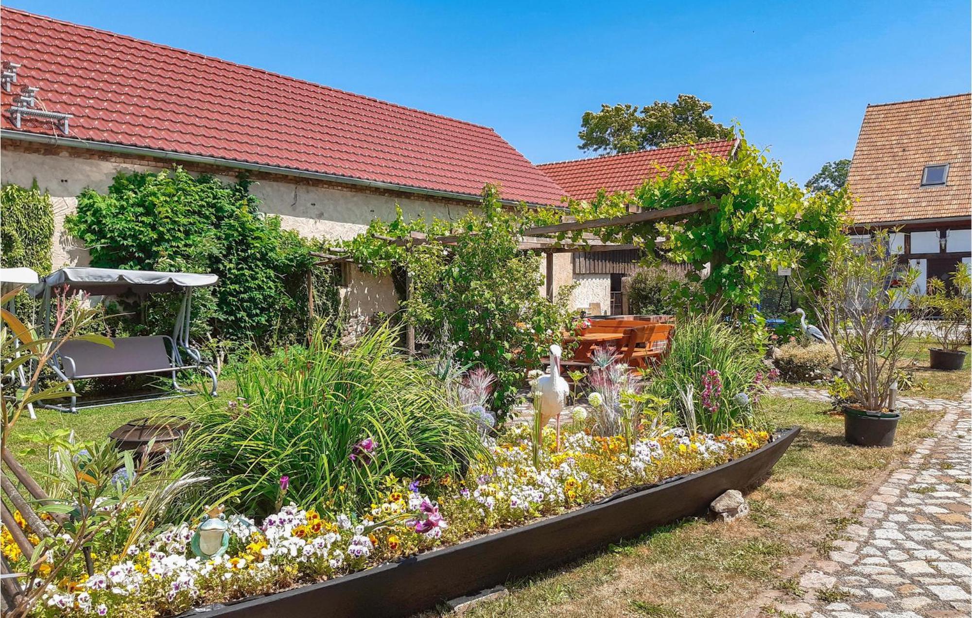 Nice Home In Neu Zauche Ot Caminche With Wifi Caminchen Экстерьер фото